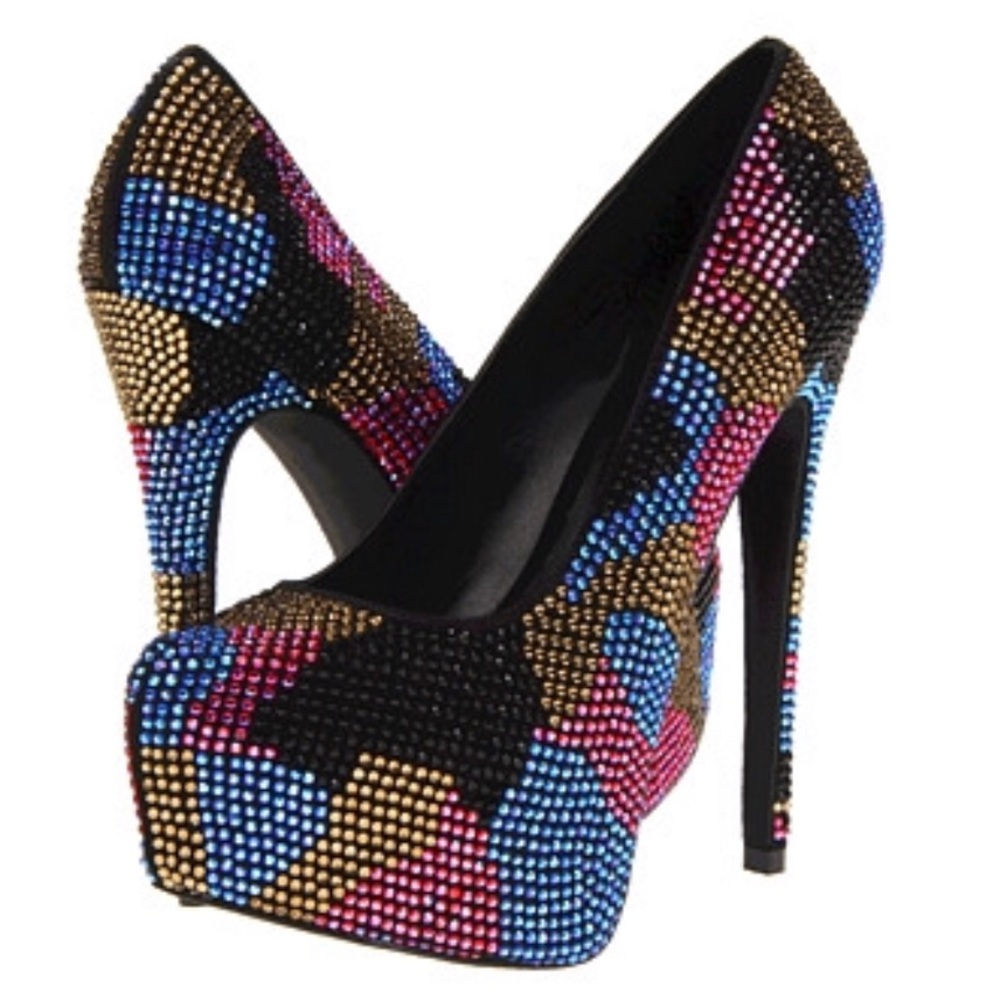 👸🏻Blinged out Steve Madden 👠